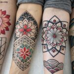 Uma coleção de dez estilos diferentes de tatuagens representados artisticamente, incluindo Tradicional, Realista, Minimalista, Aquarela, Geométrica, Tribal, Japonesa, Neo Tradicional, Blackwork e Ponto a Ponto