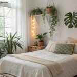 quarto sereno com plantas conhecidas por melhorar o sono e purificar o ar, como lavanda, aloe vera e lírios da paz colocados ao redor do quarto com iluminação natural
