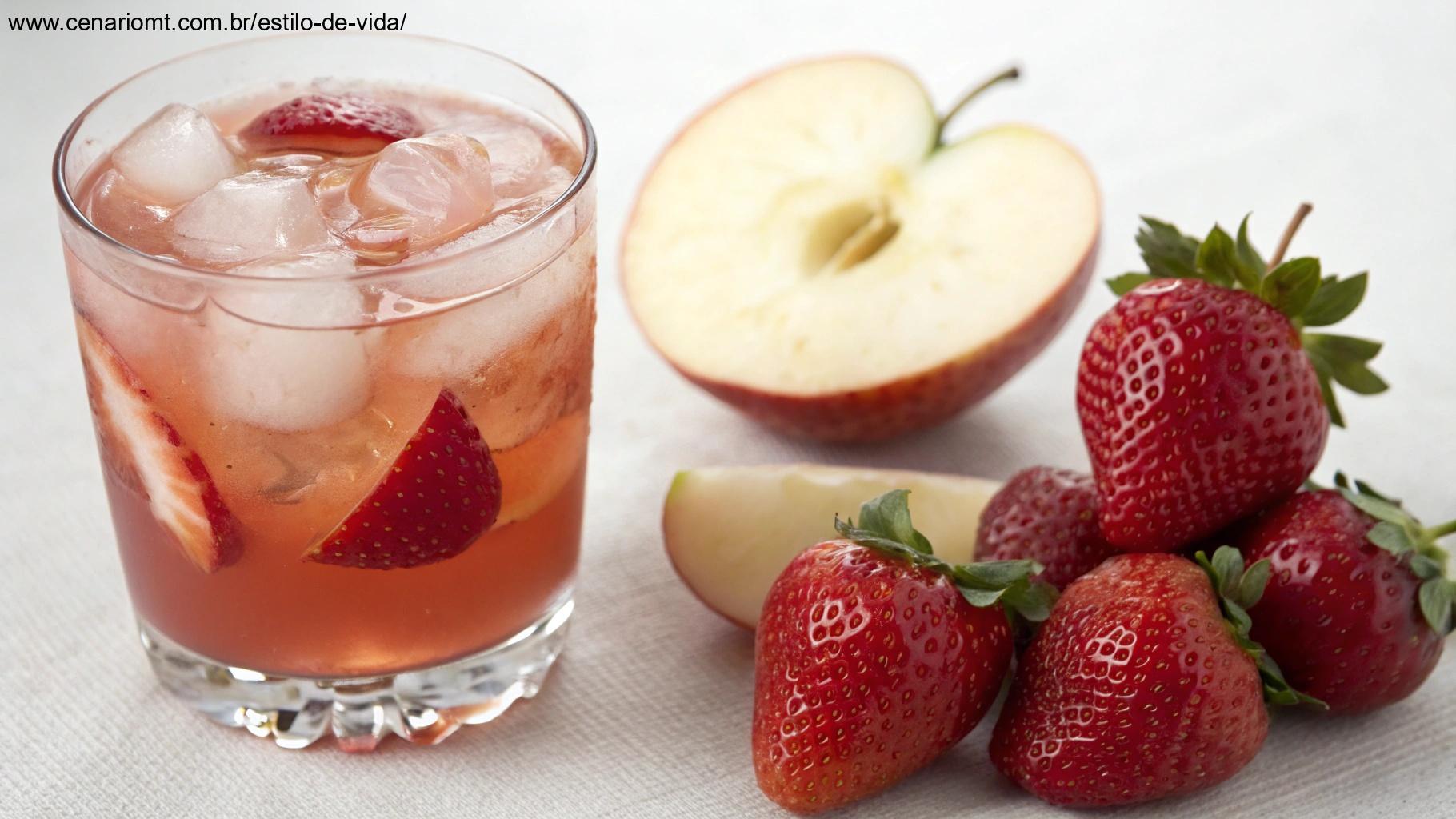 Suco de morango com maçã.