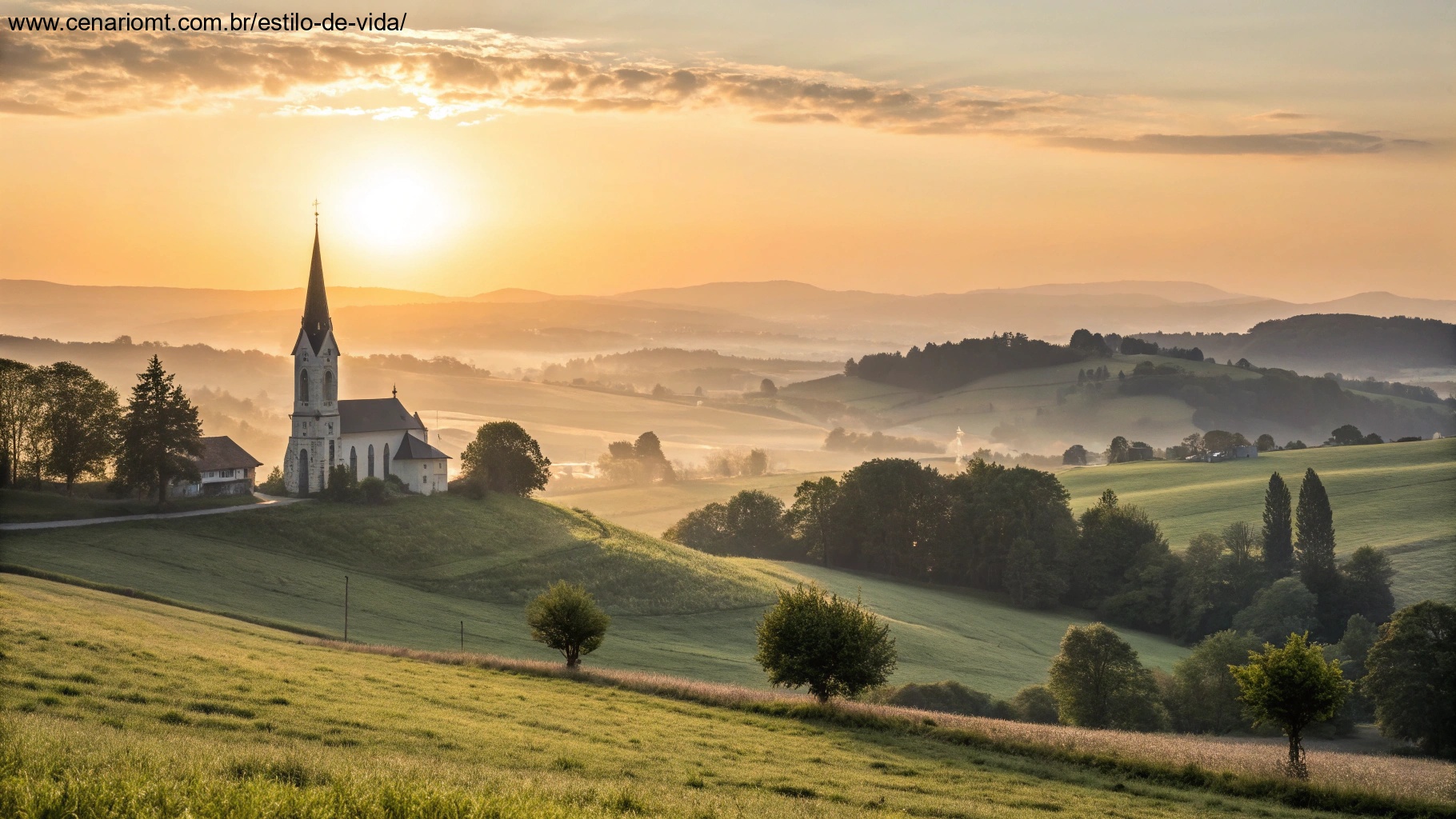 Imagem de um nascer do sol sereno com uma igreja ao fundo, representando fé e tranquilidade
