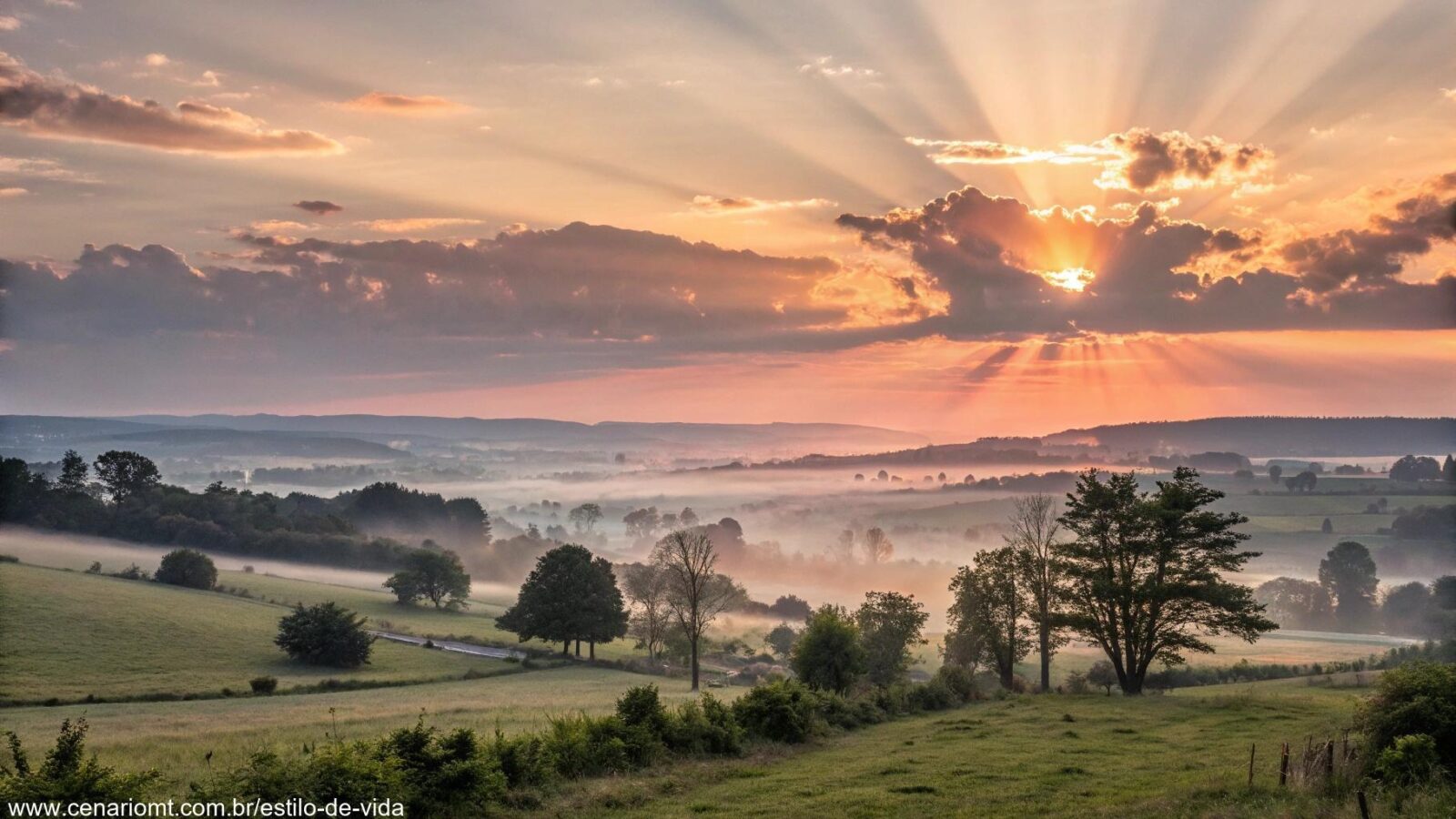 Imagem de um nascer do sol tranquilo sobre uma paisagem rural, simbolizando reflexões espirituais para o dia.