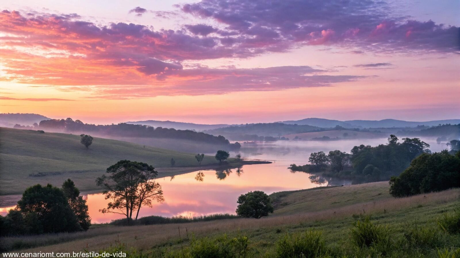 Imagem de um amanhecer tranquilo sobre uma paisagem serena, com cores suaves e uma atmosfera calma, evocando sentimentos de inspiração e paz.