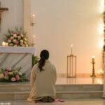 Oração de Santa Teresinha do Menino Jesus em um ambiente tranquilo e sereno