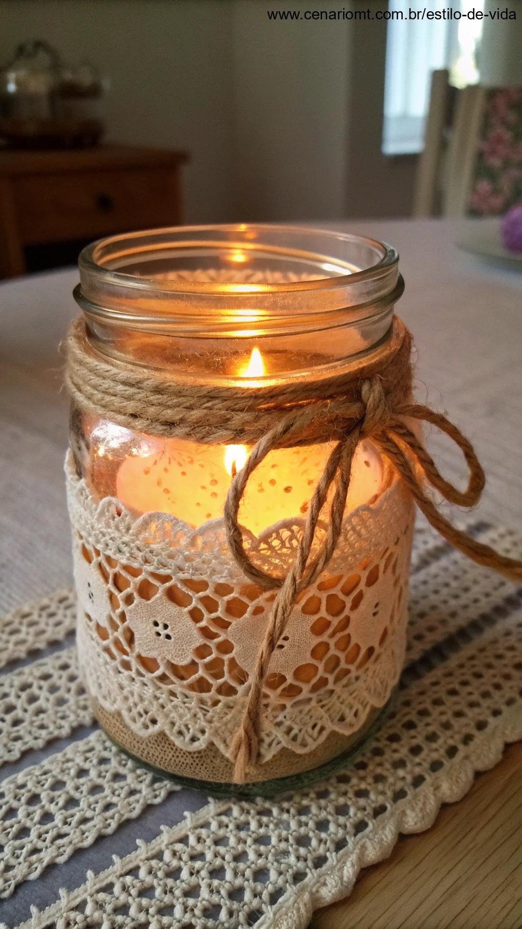 Frasco de conserva reutilizado como porta-velas boho
