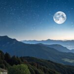 Fase da Lua Hoje, Sábado 10/05/2025: Gibosa Crescente Brilha no Céu