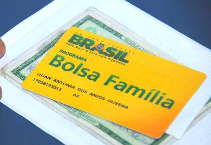 08 Temer deve anunciar na semana que vem o novo valor do Bolsa Família Foto Prefeitura Municipal de Paranaguá PR