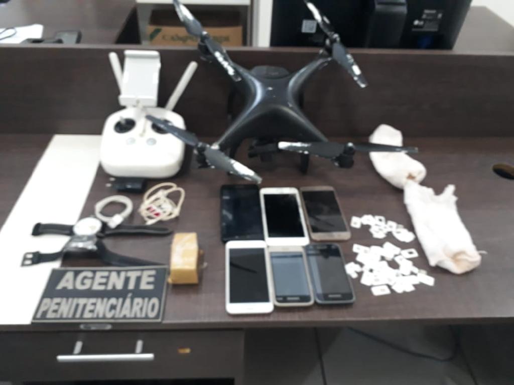 agentes interceptam drone e apreendem celulares e drogas em penitenciaria 5c5d86e234611