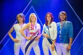 final de semana tem show solidario tributo ao abba estreia no cinema e final do super bowl 5c583dec9eab1