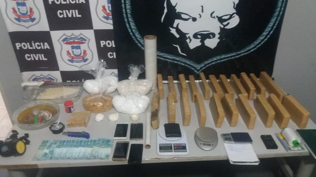 policia civil apreende 22 tabletes de maconha e prende 4 em rondonopolis 5c769f9c2e8ea