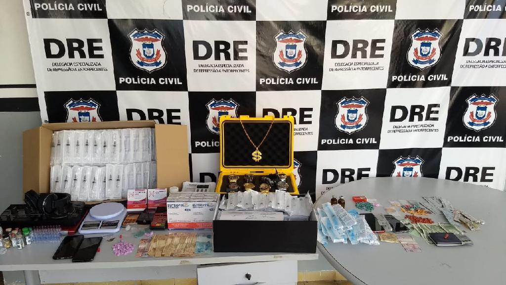 traficantes sao presos com drogas sinteticas que seriam comercializadas durante carnaval 5c781ec180a32