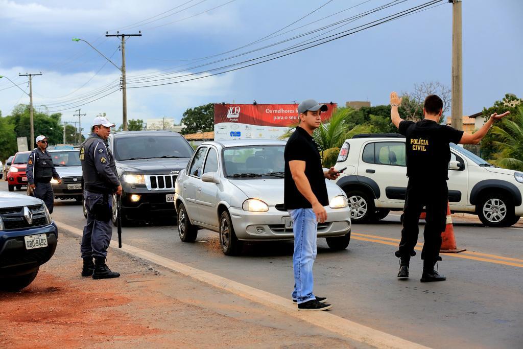 operacao lei seca prende 83 motoristas por embriaguez ao volante 5cc73a798d5e4