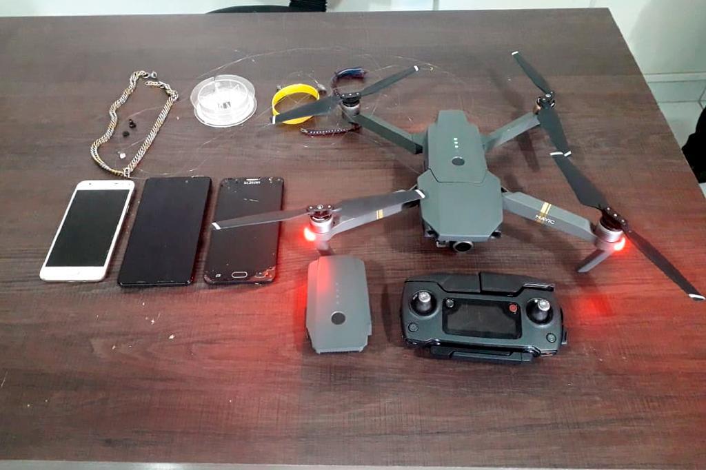 Este já é o quinto drone apreendido este ano pelos agentes penitenciários da Mata Grande - Foto por: Assessoria SESP/MT