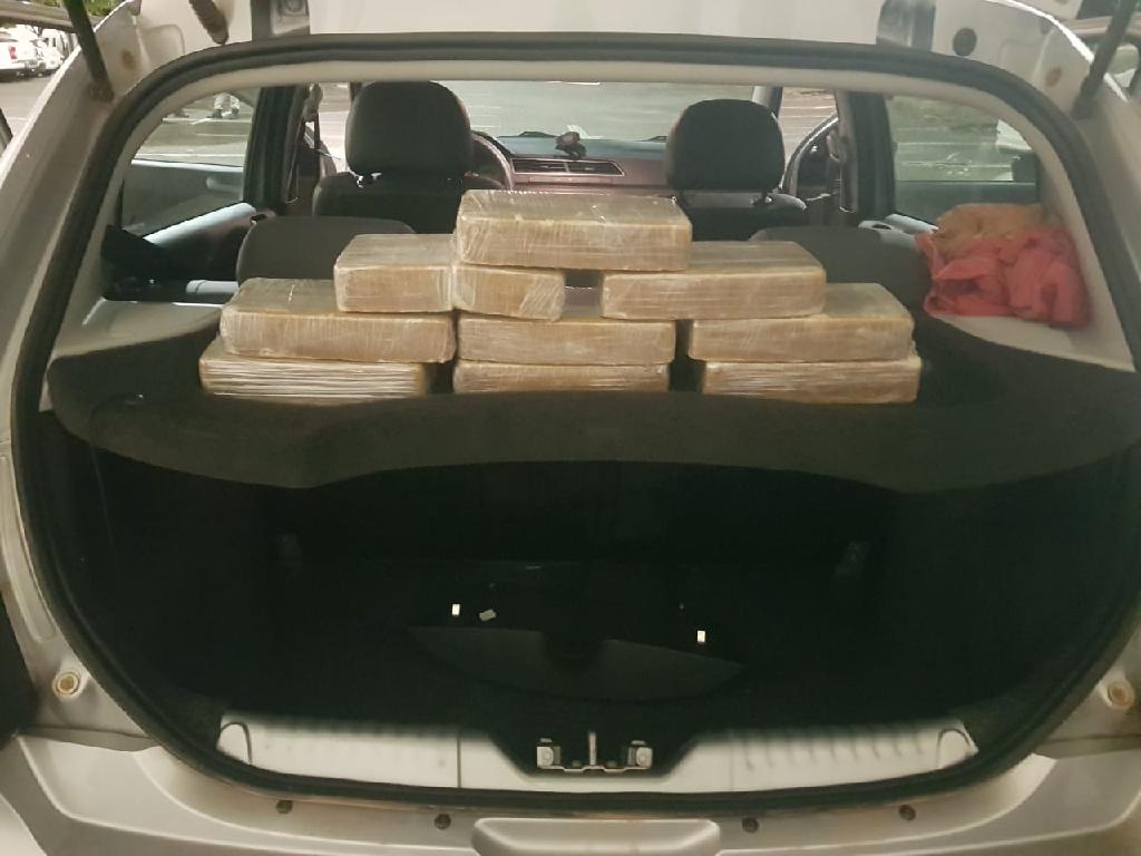 Gefron apreende 9 tabletes de cocaína em Cuiabá