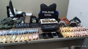 Polícias Civil e Militar prendem casal de traficante em São José do Rio Claro 82 21110