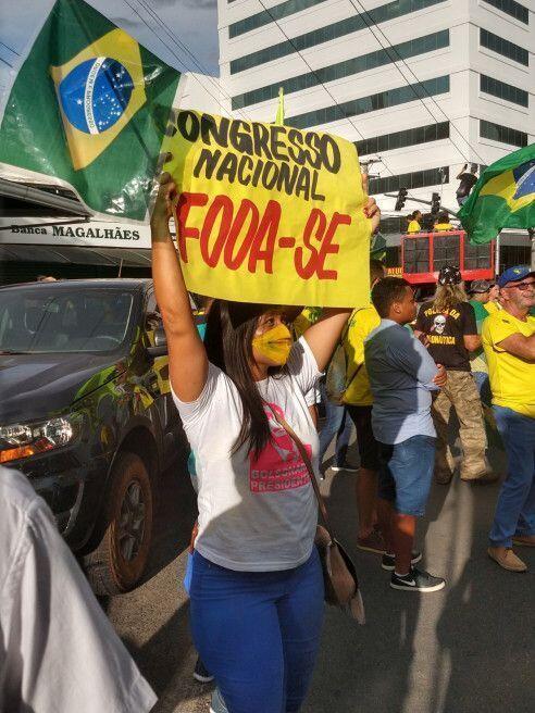 Em Cuiabá populares saíram as ruas para protestar contra métodos da velha política 82 b6112c1e5117dc6d171e5ec7f368f07b