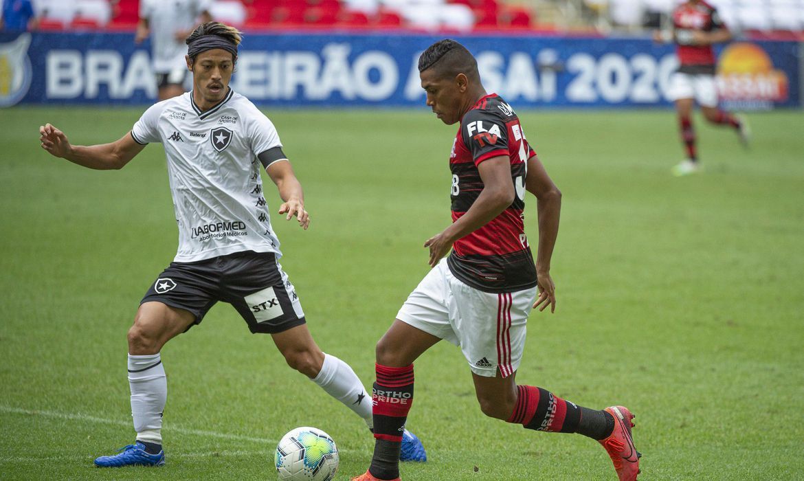 Brasileiro: Flamengo arranca empate com Botafogo no último minuto 2020 08 23 15:10:37