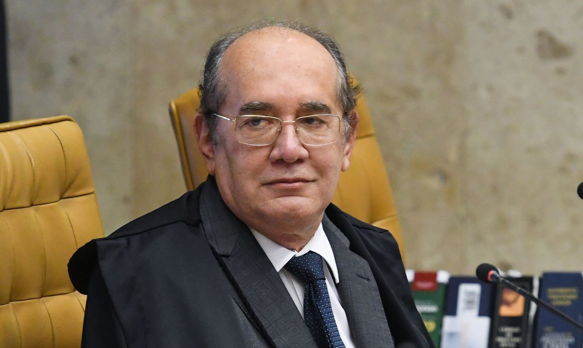 Gilmar Mendes suspende ordem de prisão contra Queiroz e esposa 2020 08 15 09:25:36