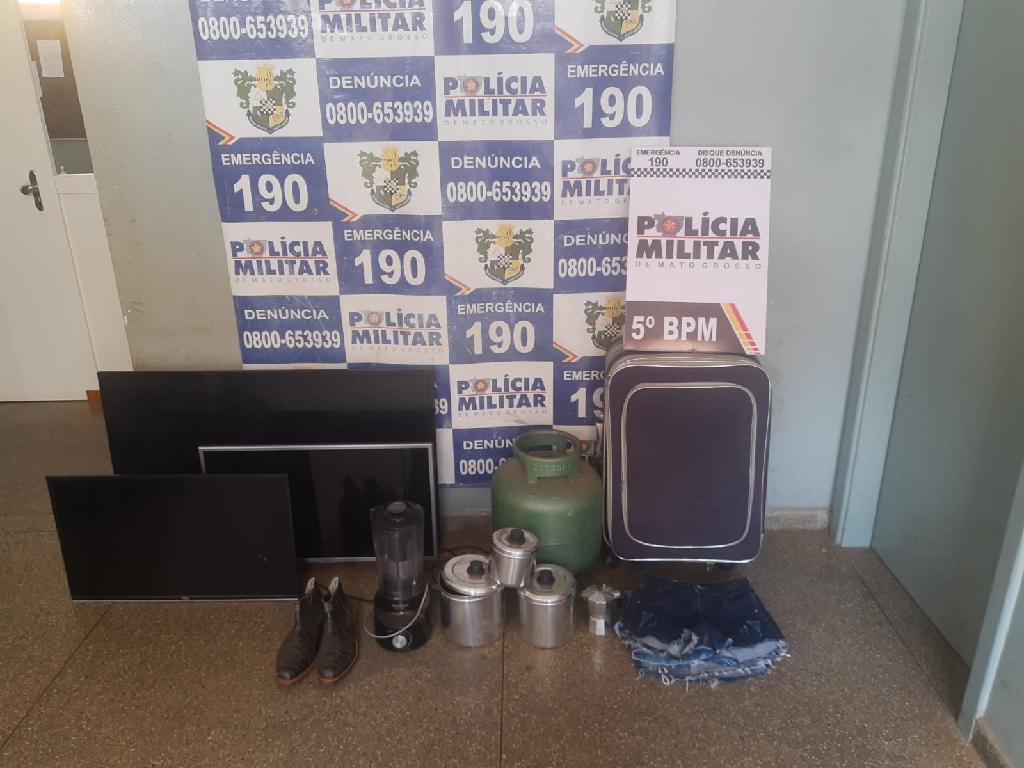 PM recupera produtos furtados, prende três e fecha boca de fumo 2020 08 17 14:49:40