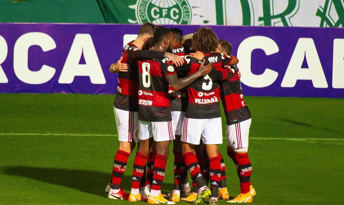 Covid 19 com seis infectados Fla encara Barcelona EQU nesta terça