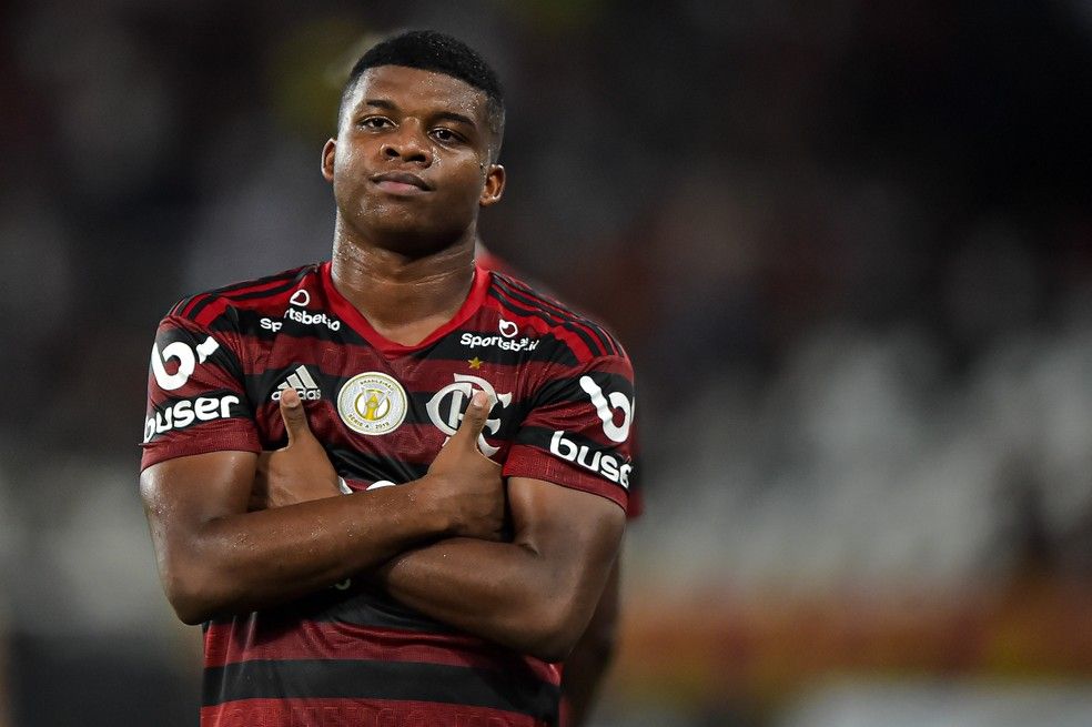 Dirigente do Flamengo curte publicação pedindo a saída de Lincoln e torcida vai a loucura 3 th fogoxfla 51