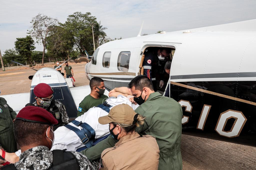 Transporte de integrante da Forca Nacional em UTI Aerea