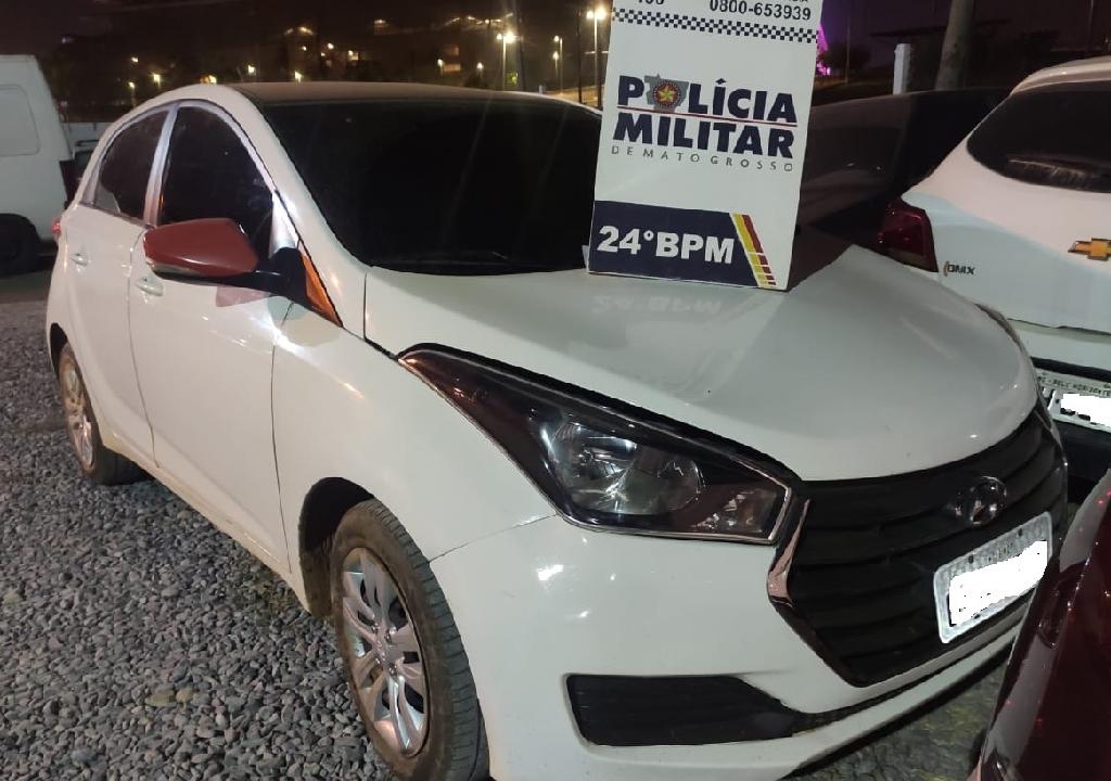 Veículo roubado é recuperado durante abordagem em Cuiabá 2020 10 02 18:09:01