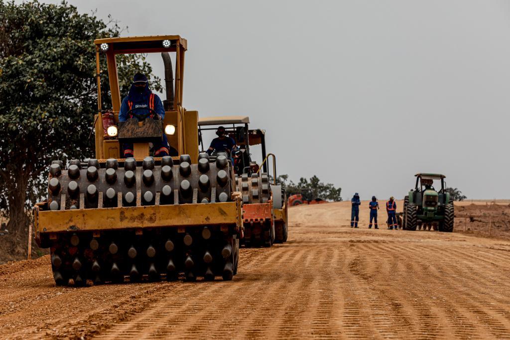 Governo lança licitação para pavimentar 68 km e ligar Distrito do Espigão do Leste à BR 1582020 11 18 17:08:28