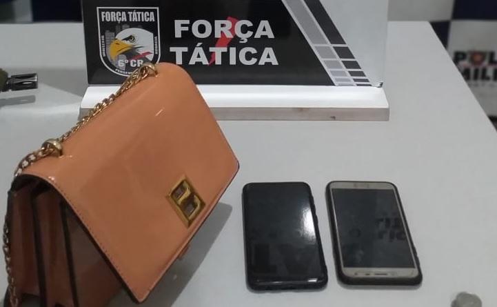 Mulher nega furto de celular mas aparelho é encontrado dentro da sua bolsa 2020 11 10 01:39:36