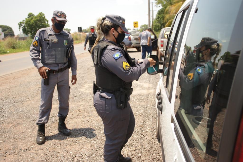 Operação 1º CR Itinerante da PM abordou 115 pessoas no Distrito Industrial e região 2020 11 07 16:56:40