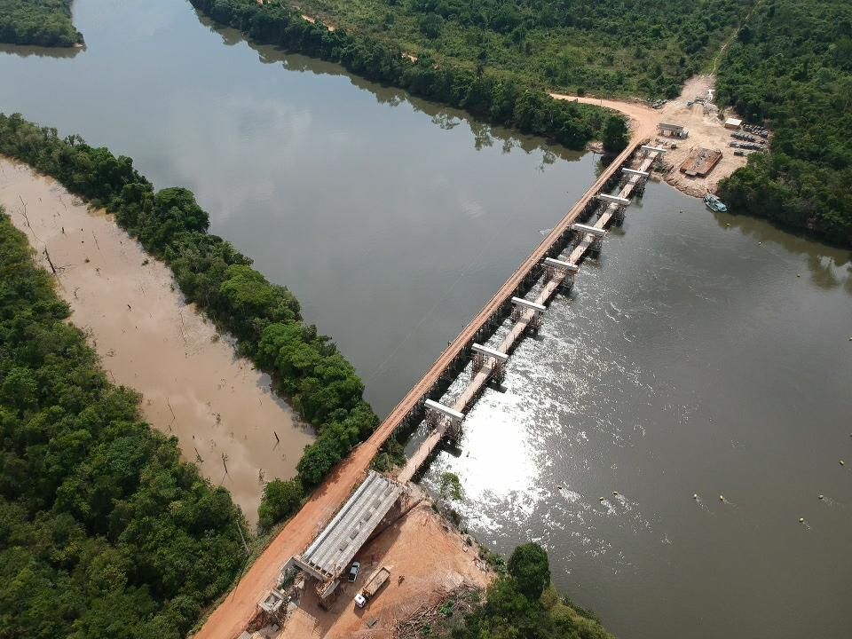 Ponte de concreto sobre rio Arinos IV avança rápido; obra vai melhorar logística na MT 2202020 11 05 14:27:51