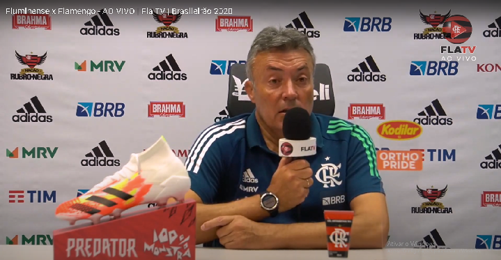 Domènec Torrent ironiza análises de jornalistas e utiliza tom irônico em entrevista coletiva 10 dome coletiva reproducao