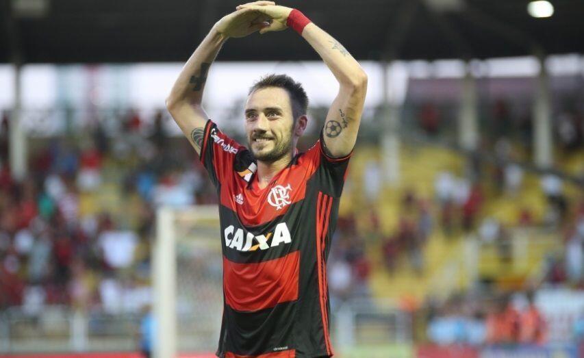 Flamengo é condenado a pagar multa devido a transferência de Mancuello ao Cruzeiro 2 mancuello flamengo comemora