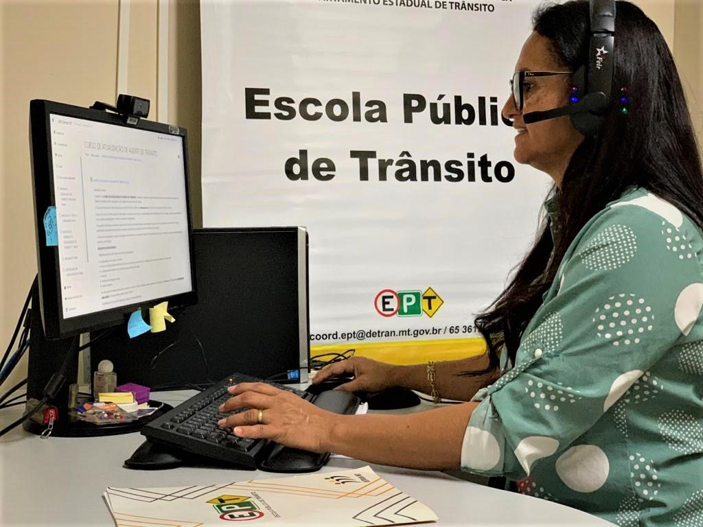 Escola Pública do Detran MT capacita mais de 1 300 servidores2020 12 24 11:53:21