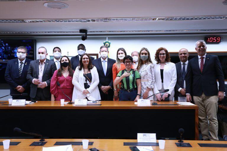 Frente Contra a Corrupção promove novos debates com candidatos à presidência da Câmara 2021 01 28 09:07:00