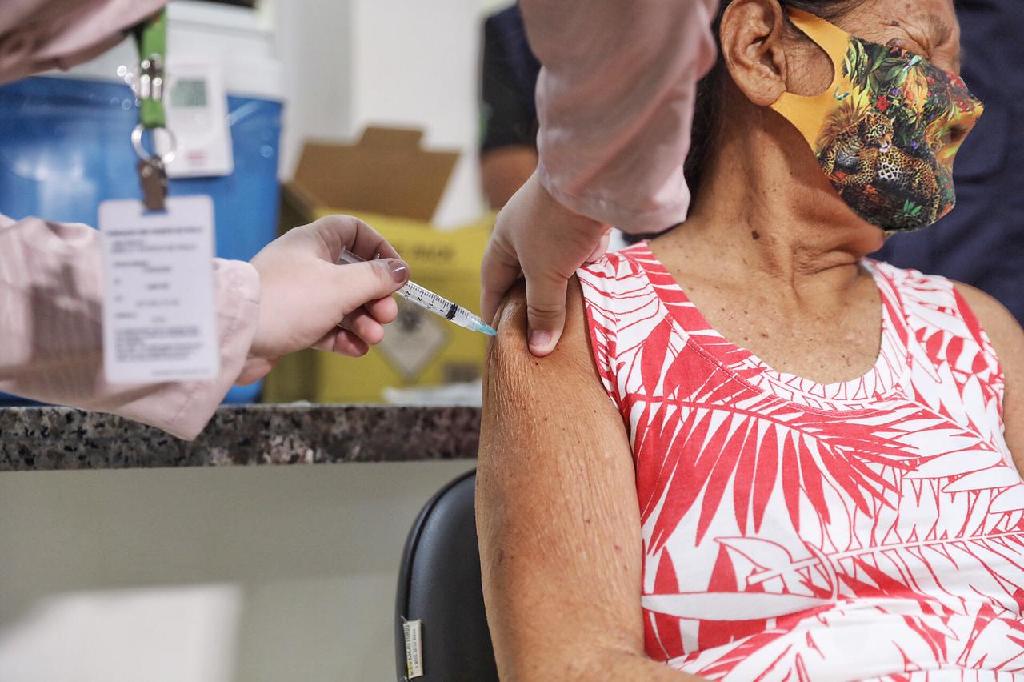 Mato Grosso tem primeira indígena vacinada contra a Covid 192021 01 19 15:57:09
