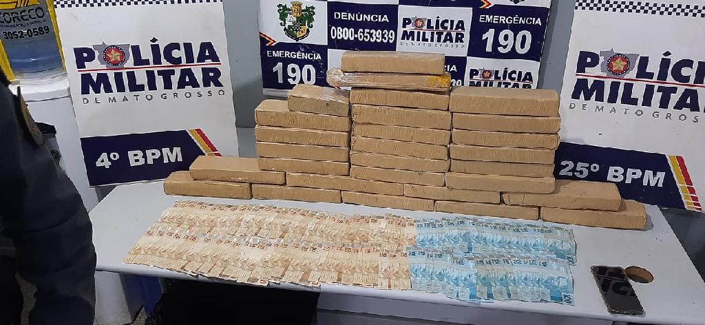 Policiais descobrem carregamento de droga e apreendem 28 tabletes de maconha e R 6 5 mil em Várzea Grande 2021 01 24 21:23:01