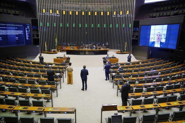 Câmara pode votar MP do consignado na segunda feira e iniciar discussão da PEC Emergencial 2021 03 06 18:11:44