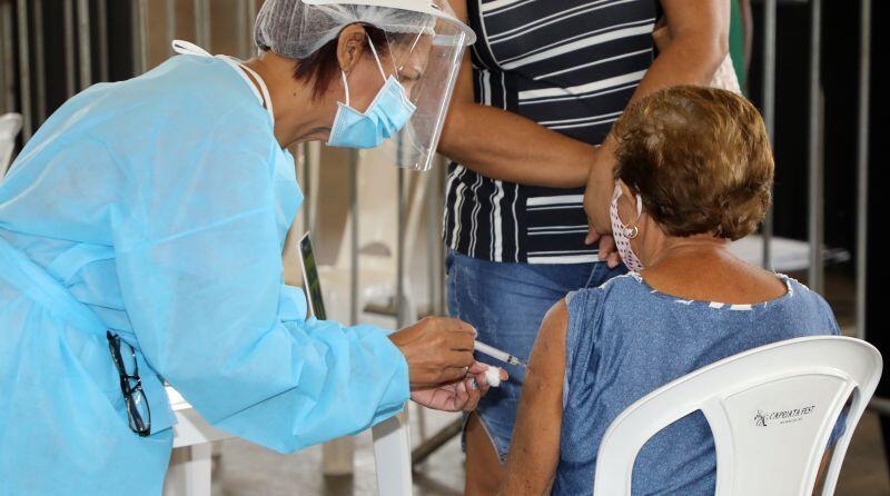 Idosos de 80 a 84 anos começam a ser imunizados em Cuiabá 2021 03 05 13:32:29