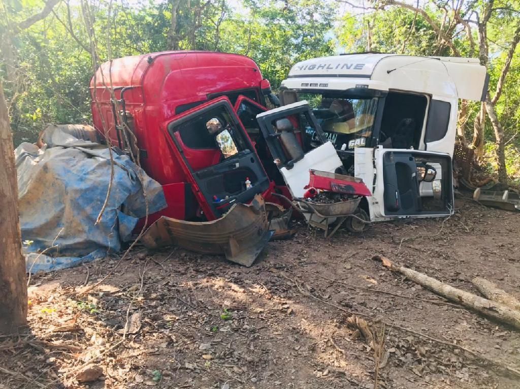Policiais descobrem desmanche de caminhões em Alto Paraguai 2021 03 30 16:53:57