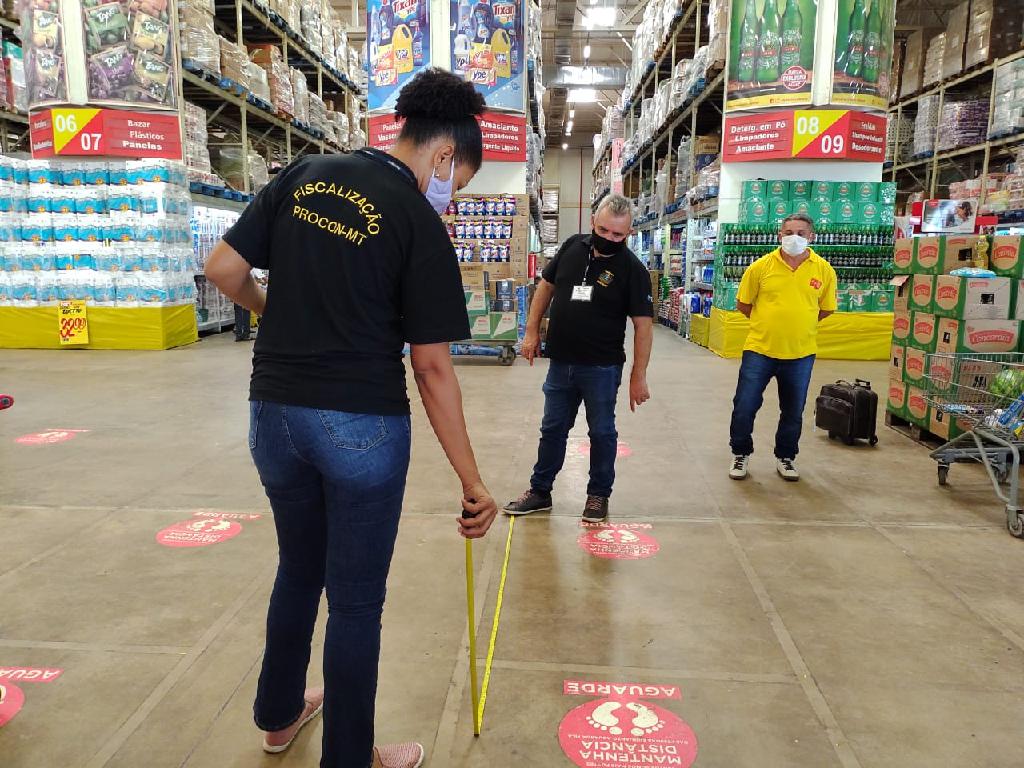 Procon Mato Grosso fiscaliza supermercados em cumprimento a Decreto Estadual2021 03 04 15:42:19