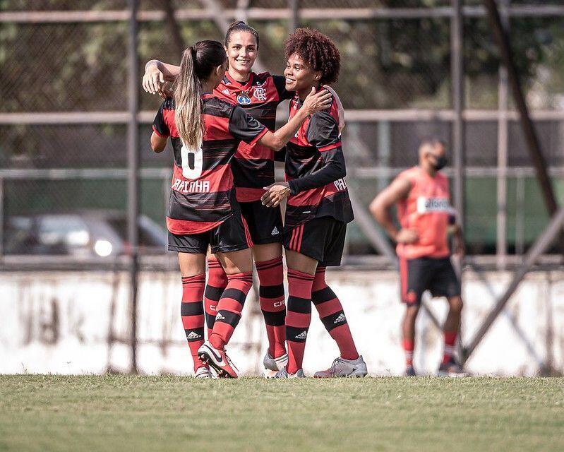 Coordenador afirma que Flamengo vai aumentar investimento na equipe feminina de futebol 83 51034811617 73025eb1b2 c