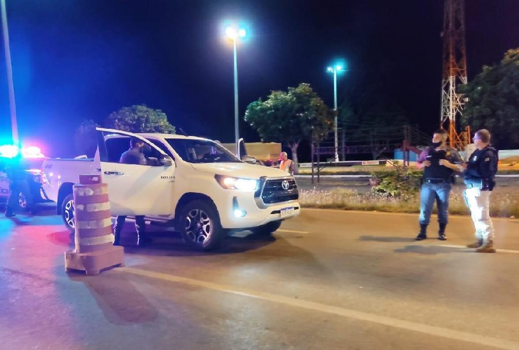 Adolescente é rendido dirigindo caminhonete roubada de família em Rondonópolis 2021 04 01 17:01:18