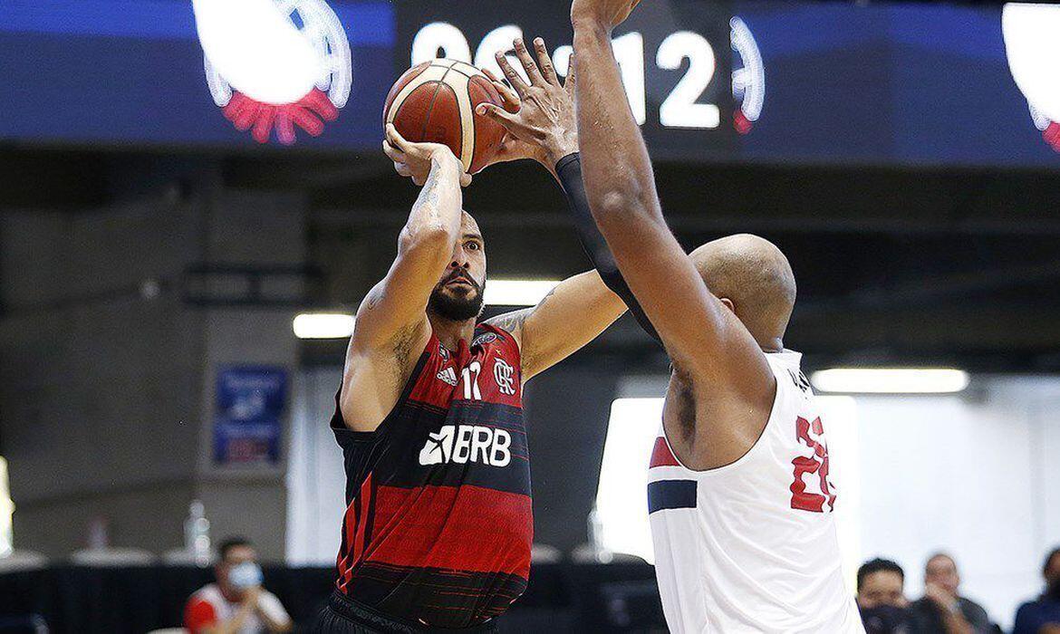 Basquete Flamengo alcança final da Champions League Américas