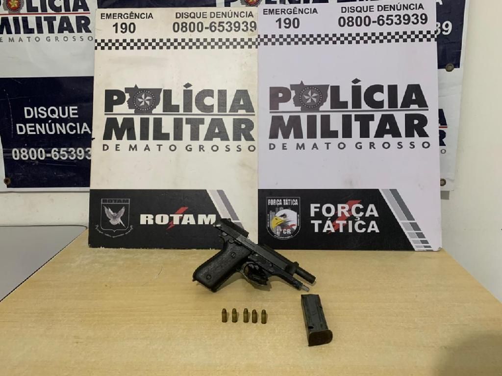 Jovem esconde pistola enrolado no pano mas é descoberto pela equipe da Rotam 2021 04 13 16:43:19