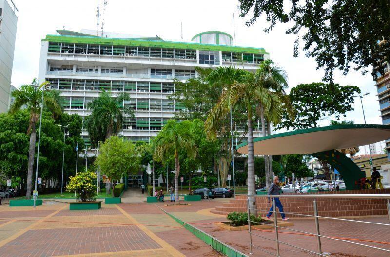 Prefeitura de Cuiabá apoia apuração e defende punição rígida a quem tentar furar a fila de vacinação 2021 04 13 08:03:54