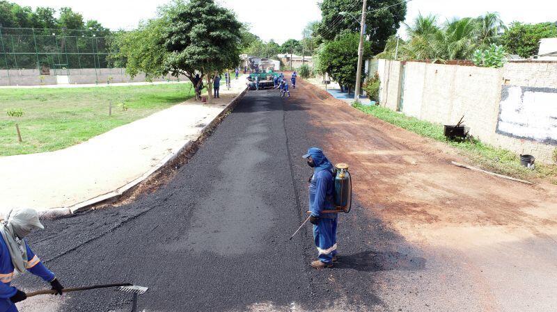 Prefeitura finaliza pavimentação no Jardim Gramado e inicia trabalhos complementares para entregar obra completa 2021 04 06 08:58:27