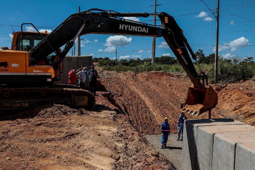 secretario vistoria obras em rondonopolis e garante interligacao de ponte ate br