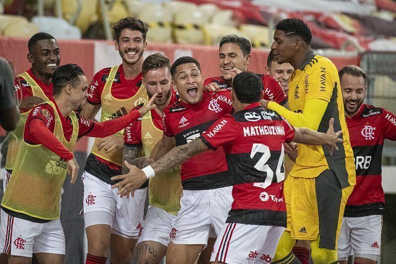 Filipe Luís se encanta com futebol de João Gomes e garante “deixa a vida em cada jogo” 2 51197489414 063e43f20a c
