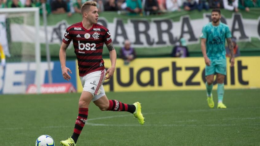 Flamengo acerta retorno de Piris da Motta e Rogério Ceni já pode contar com jogador 2 5d9a10cb86cd3