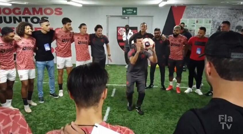 Preparador físico do Flamengo usa ilusionismo para motivar jogadores antes de final 2 60abb4b0a0783
